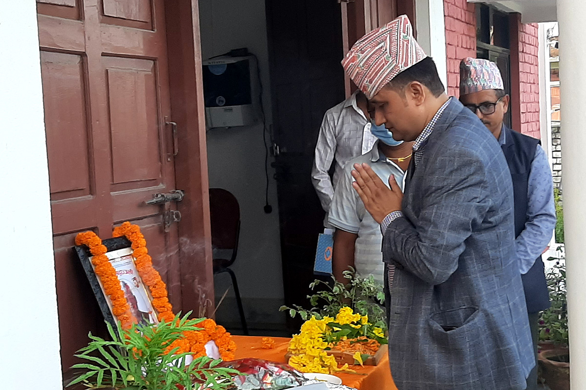 विश्वविद्यालय सभा सदस्य स्व. गोविन्द गजुरेलको निधनमा शोक सभा सम्पन्न